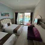 Ceti̇n Presti̇ge Hotel