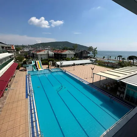 Hotel Ceti̇n Presti̇ge Erdek