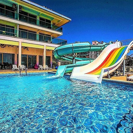 Ceti̇n Presti̇ge 3* ארדק