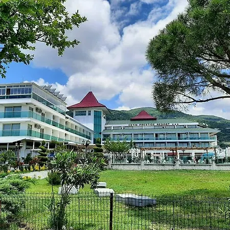 Ceti̇n Presti̇ge Otel 3*