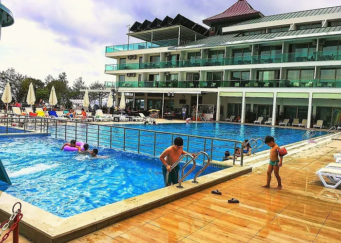 Hotel Ceti̇n Presti̇ge