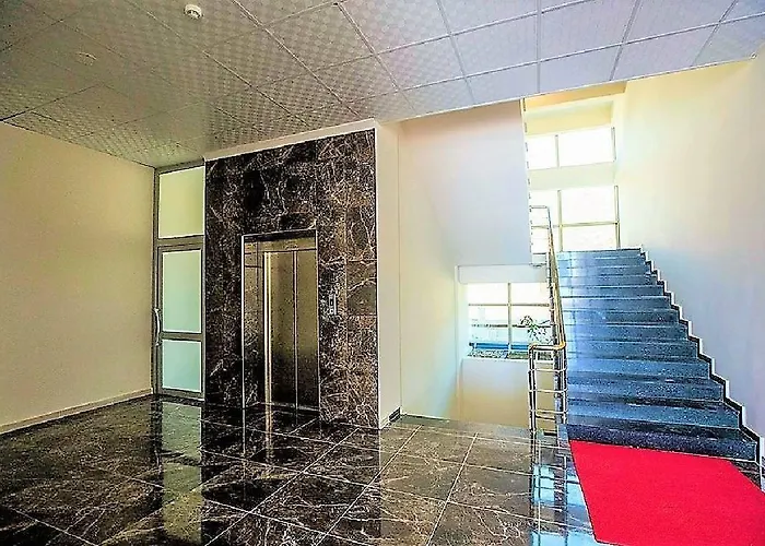 Ceti̇n Presti̇ge Hotel