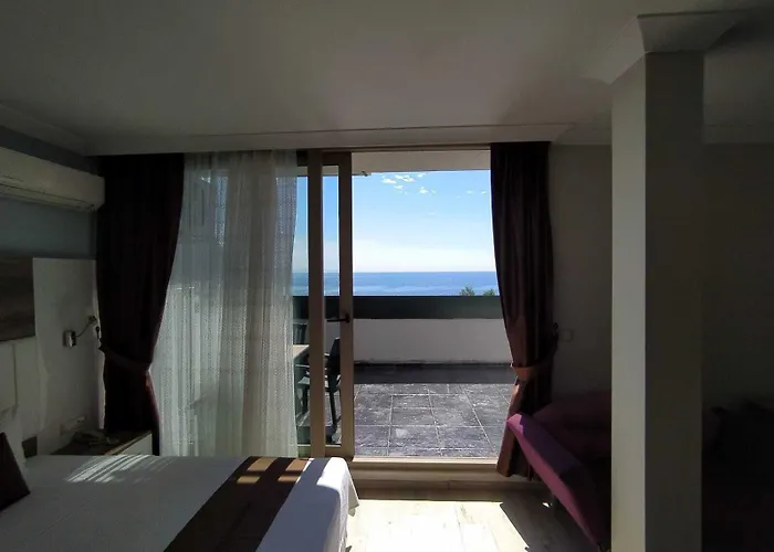 Ceti̇n Presti̇ge 3*